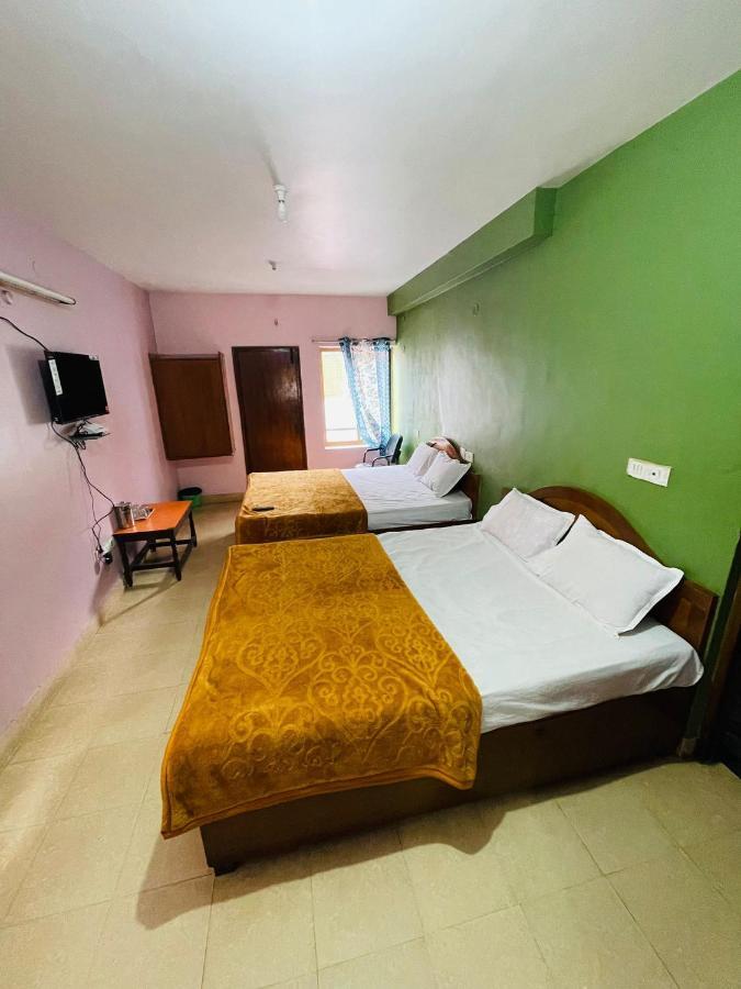 Hotel Nakshatra Ooty Exterior photo