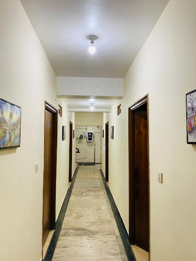 Hotel Nakshatra Ooty Exterior photo